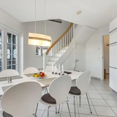 Appartement Nikica - 350m From The Sea By Interhome