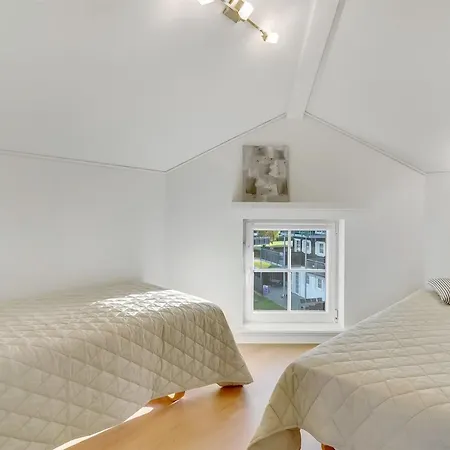 Appartement Nikica - 350m From The Sea By Interhome *